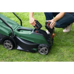 Bosch 18V Grasmaaier Citymower 32cm (Incl. 4,0Ah Accu + Lader) 9 Bosch 18V Grasmaaier Citymower 32cm (Incl. 4,0Ah Accu + Lader) -Tuingereedschap 123 1118