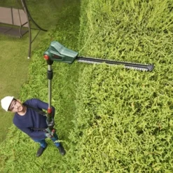 Bosch 18V Heggenschaar Telescopisch UniversalHedgePole (Incl. 2.5Ah Accu + Lader) -Tuingereedschap 123 1299