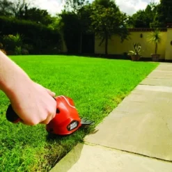 Black & Decker BLACK+DECKER 7V Struik- En Grasschaar GSL700 6 Black & Decker BLACK+DECKER 7V Struik- En Grasschaar GSL700 -Tuingereedschap 123 1432