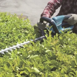 Makita Elektrische Heggenschaar UH5570 7 Makita Elektrische Heggenschaar UH5570 -Tuingereedschap 123 169