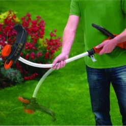 Black & Decker BLACK+DECKER Elektrische Trimmer GL8033-QS - 700W 33cm -Tuingereedschap 123 219