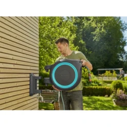 Gardena Wandslangenbox Roll Up 25 Meterincl. Tuinspuit 8 Gardena Wandslangenbox Roll Up 25 Meterincl. Tuinspuit -Tuingereedschap 123 3719